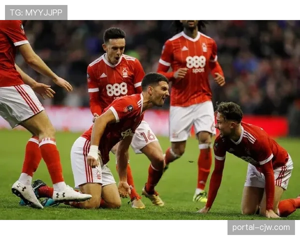 利物浦三月三场不胜状态低迷 冲击前四面临巨大压力